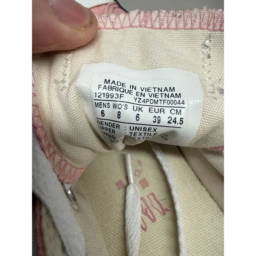 Converse Chuck Taylor All Star Women's Low Top Size 8 Light Pink 121993 F